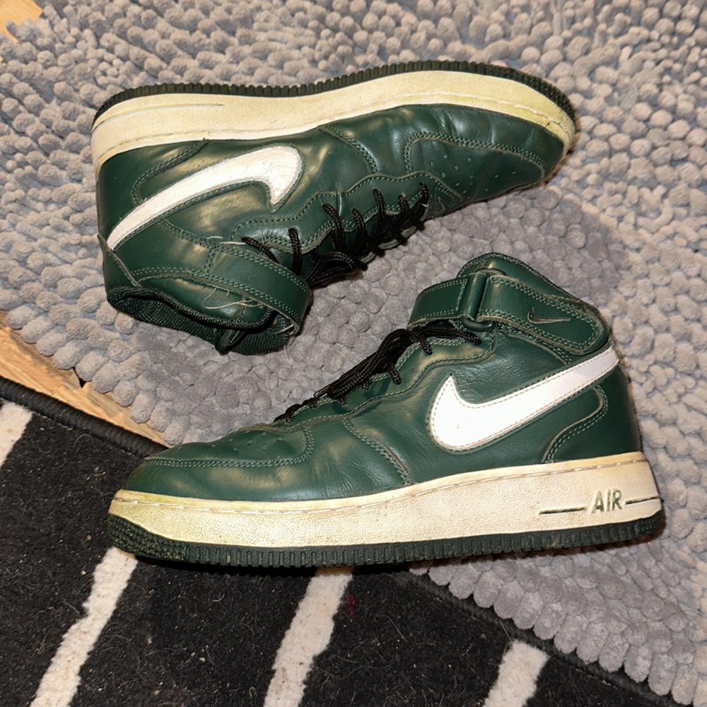 Nike Air Force - Picture 3 of 4
